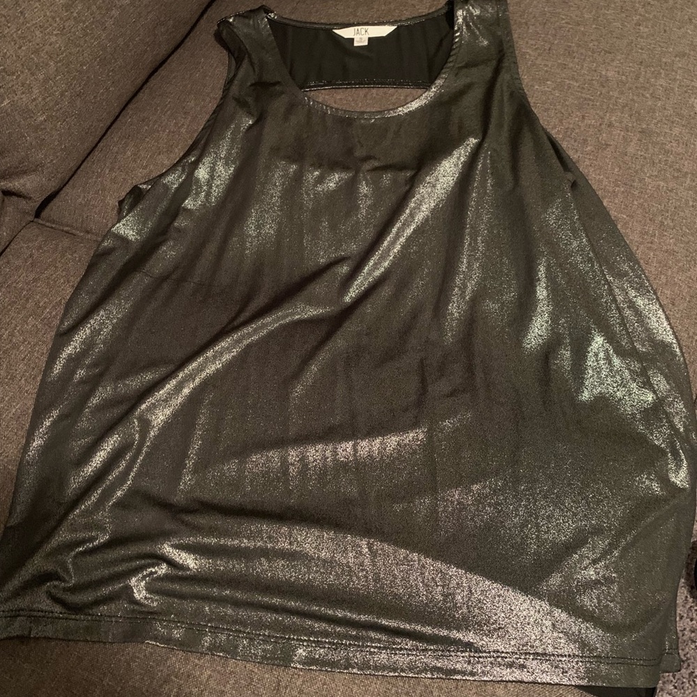 Size small tank metallic Jack brand